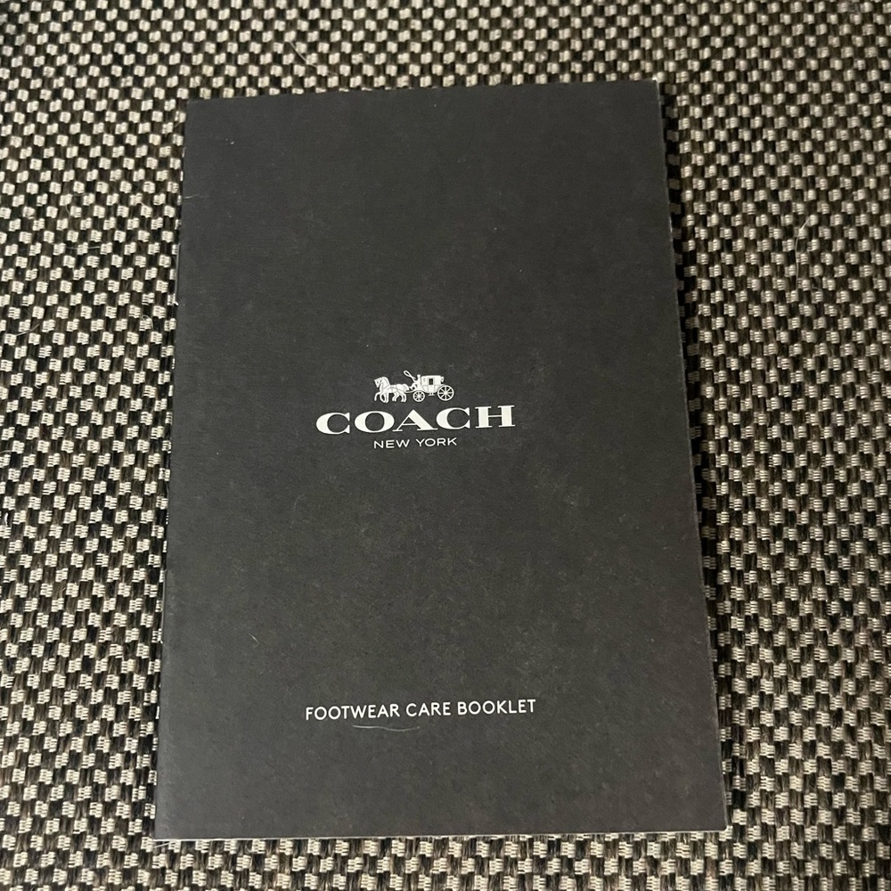 Women’s Size 8.5 Coach Sneakers - Picture 5 of 11